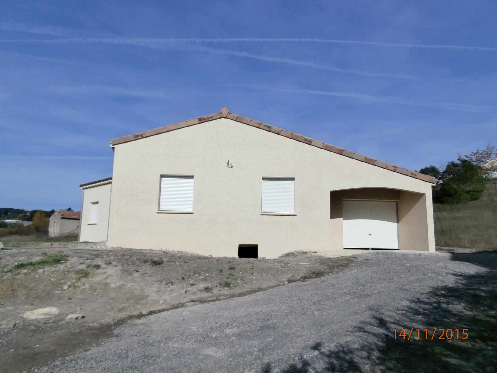 Menuiseries blanches, enduit finition Ecrasé