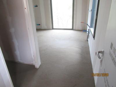 Coulage de la chape liquide