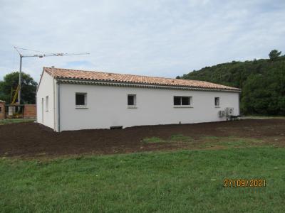 Menuiseries blanches, enduit finition Gratté fin