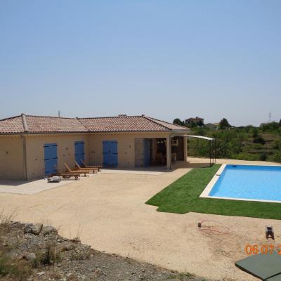 Bâtiment en L de plain pied