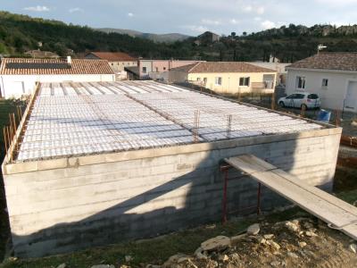 Pose des poutrelles et hourdis du plancher