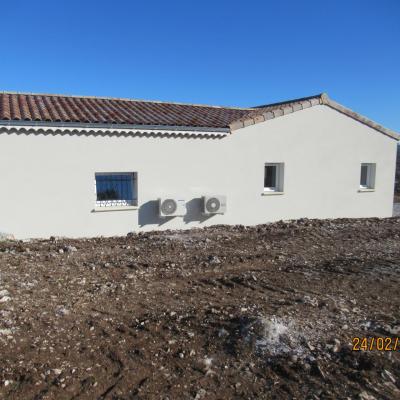 Bâtiment en L de plain pied