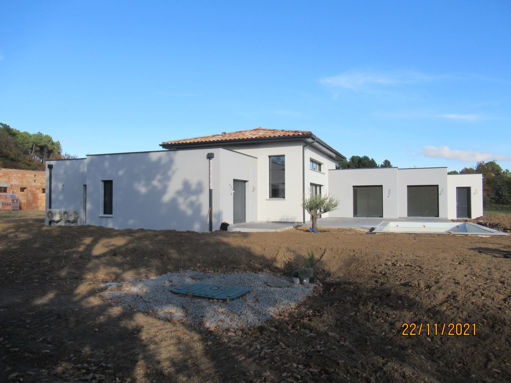 Bâtiment en L de plain pied