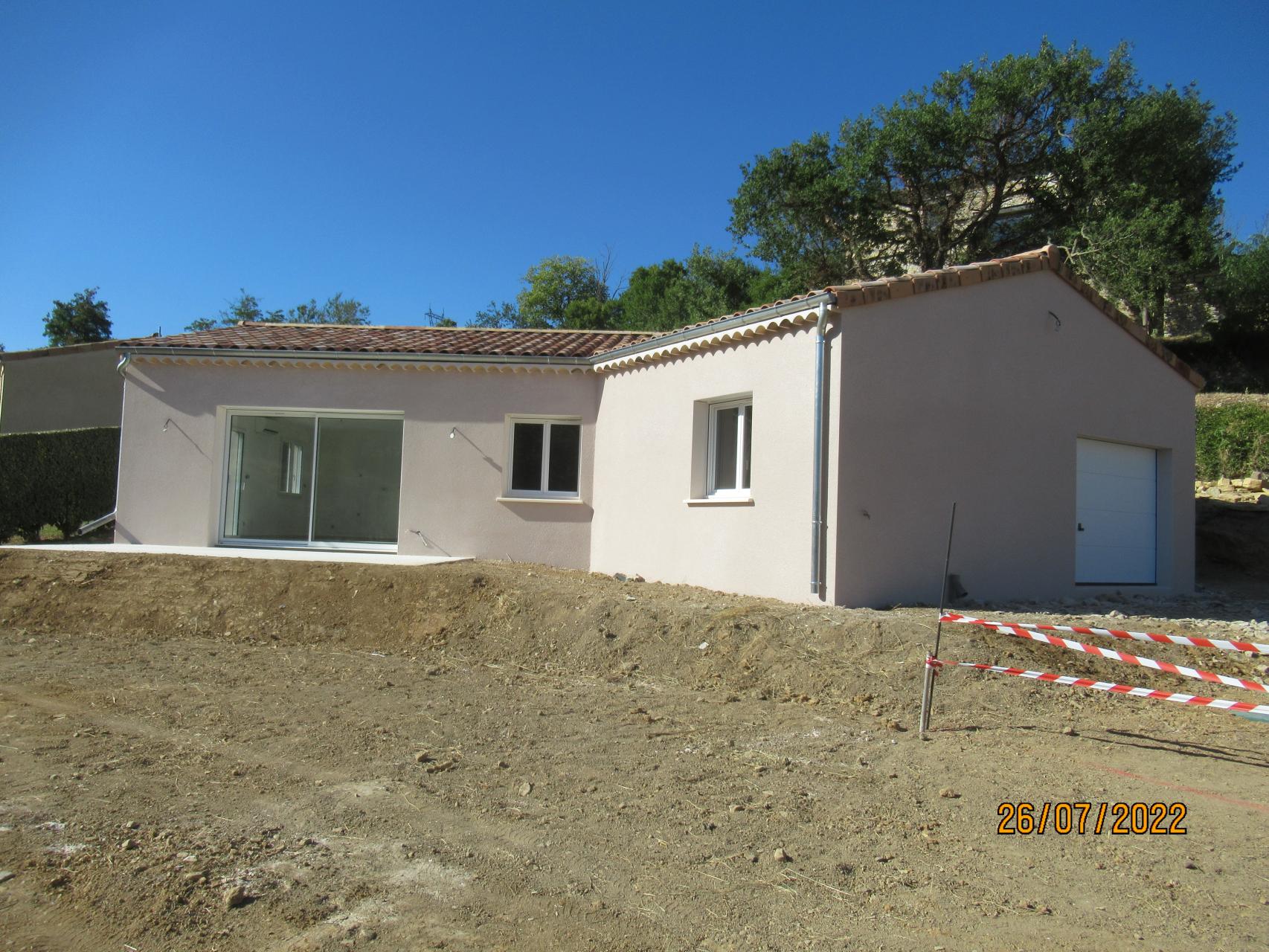 Menuiseries blanches, enduit finition Gratté fin