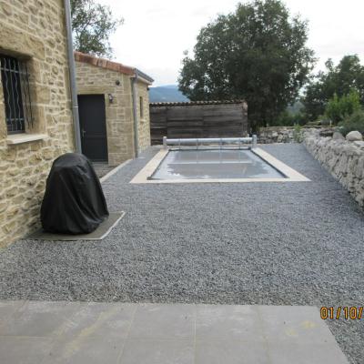 Pose du Rideaux de Piscine
