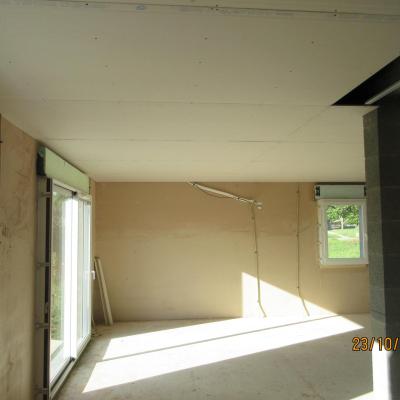 Réalisation du plafond en placo sur fourrures