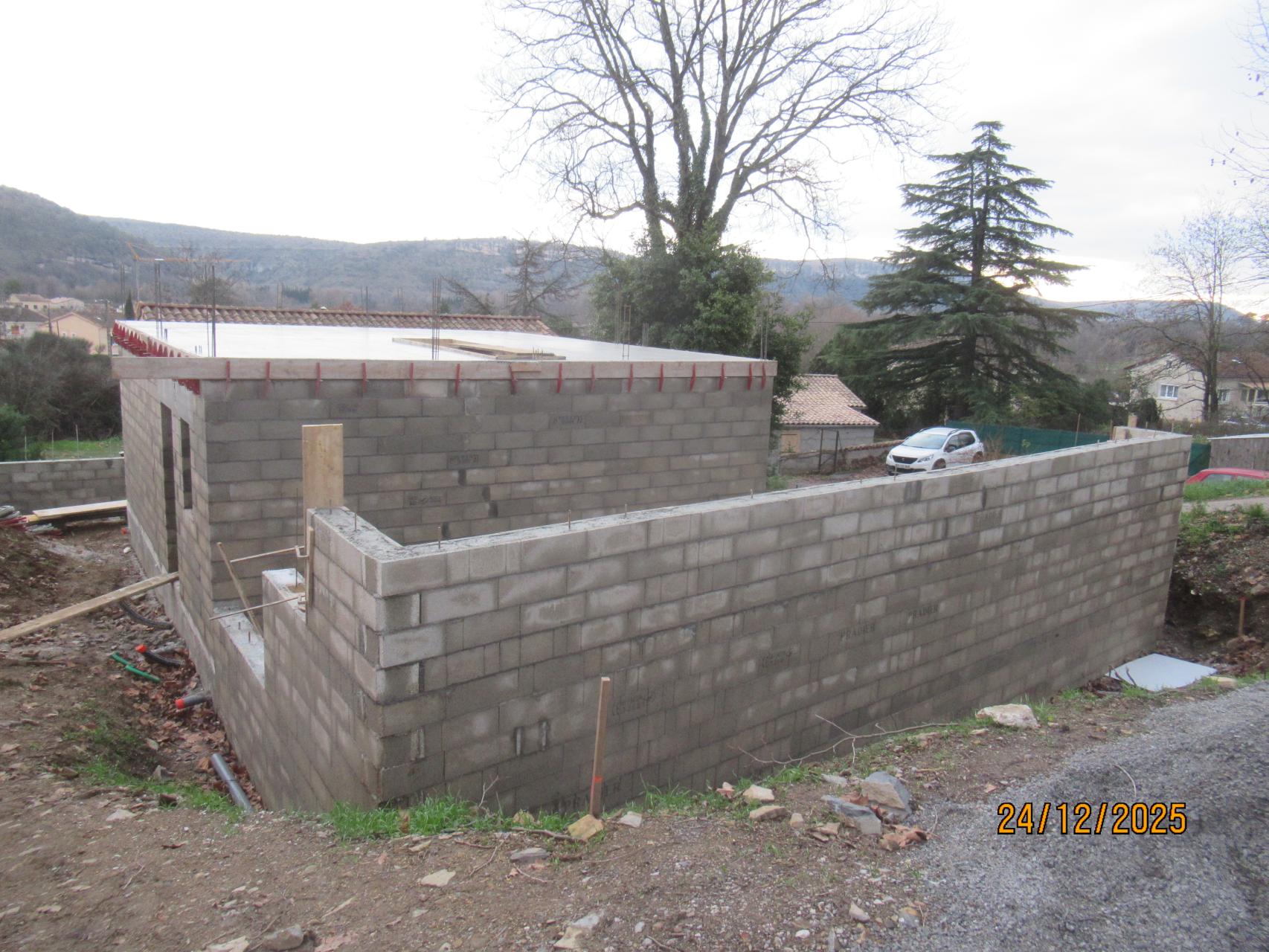 Pose des poutrelles et hourdis de la dalle de l'?tage