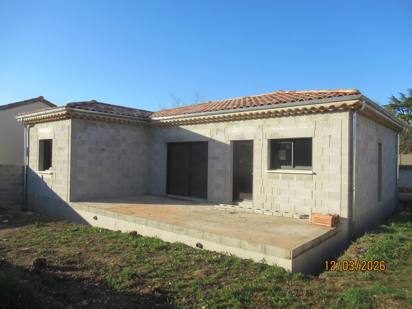 Pose des tuiles et accessoires